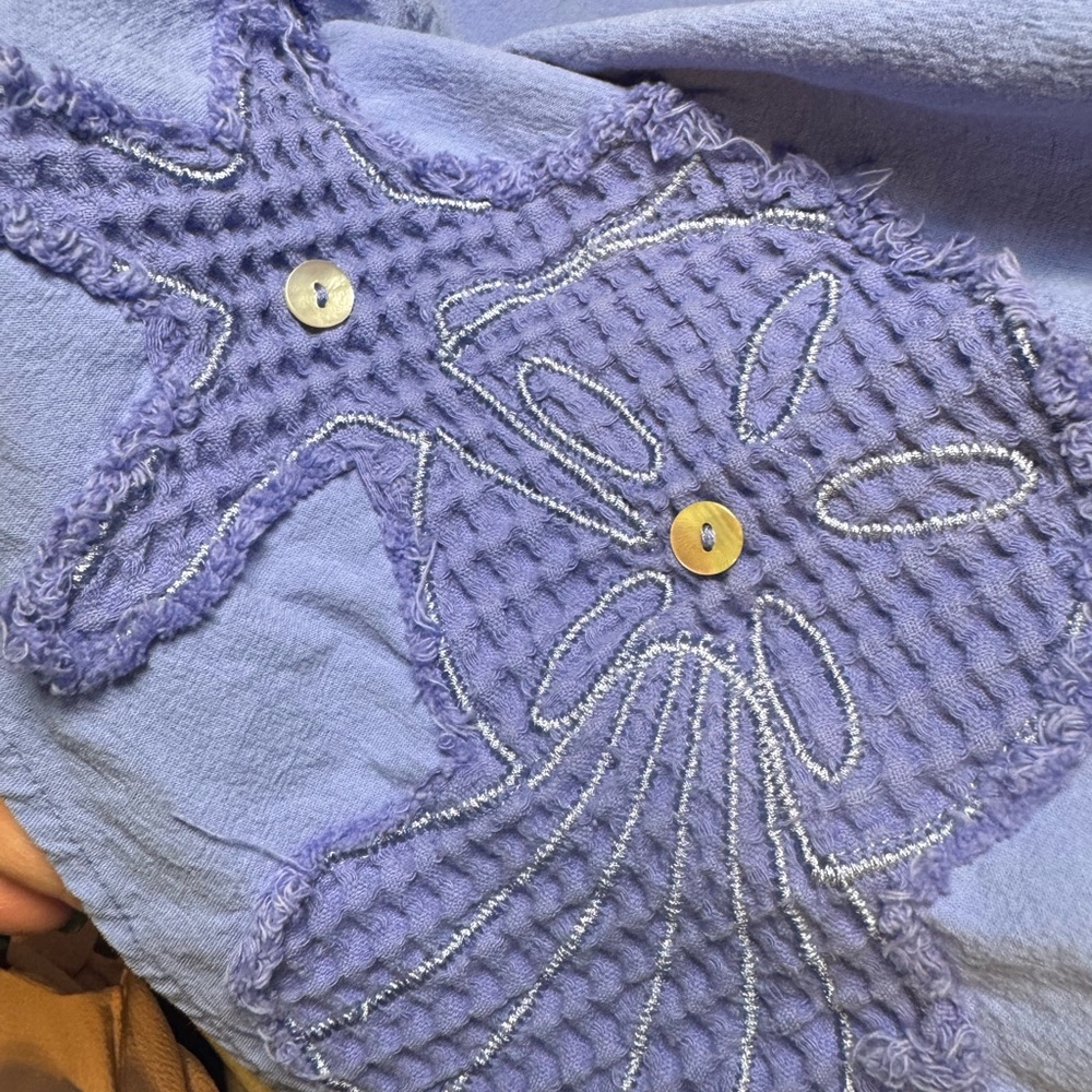 Blue Top with sea shells Anthony Resort wear - Picture 3 of 9